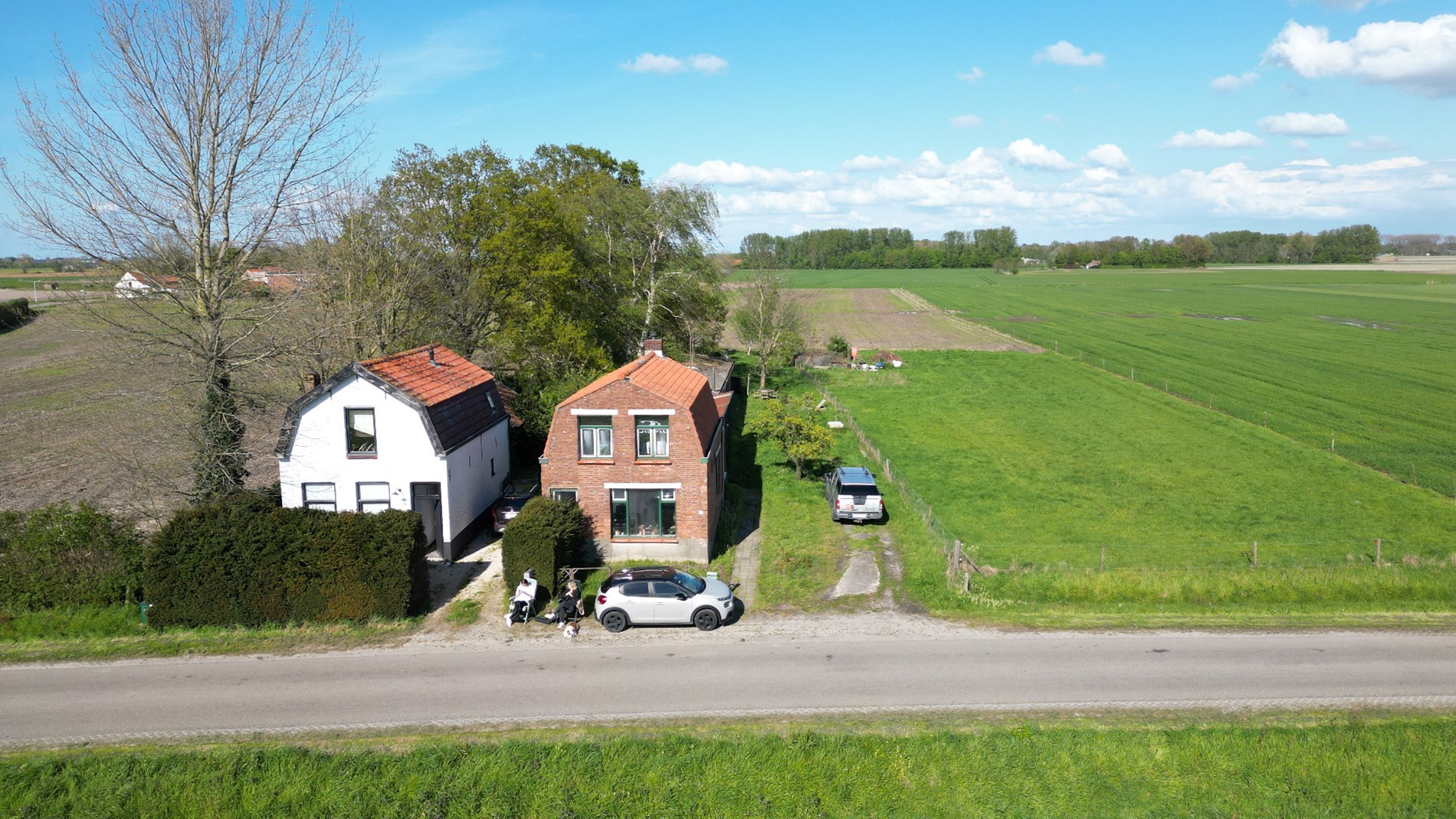 Te renoveren huis met een oninneembaar uitzicht van meer dan 2.2 ha over de velden en natuur! foto 4