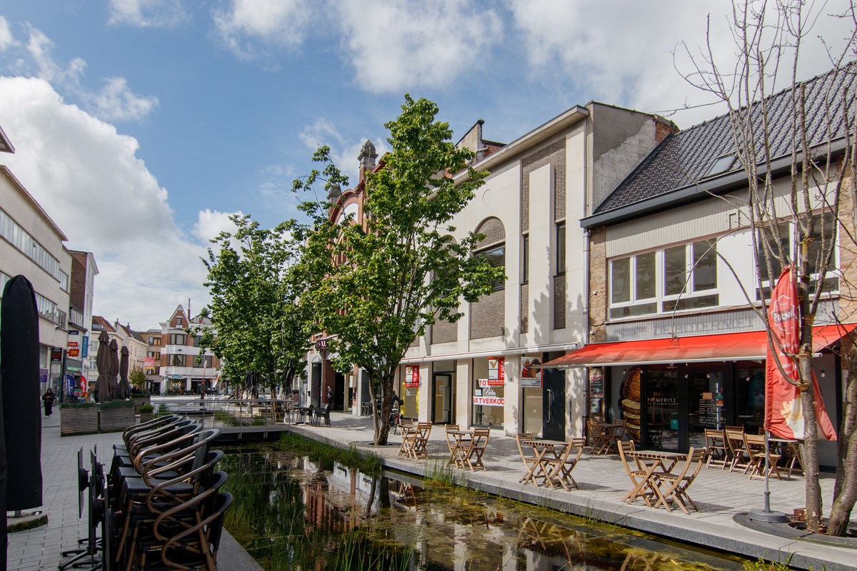 Veelzijdig commercieel pand centrum Mechelen. foto 3