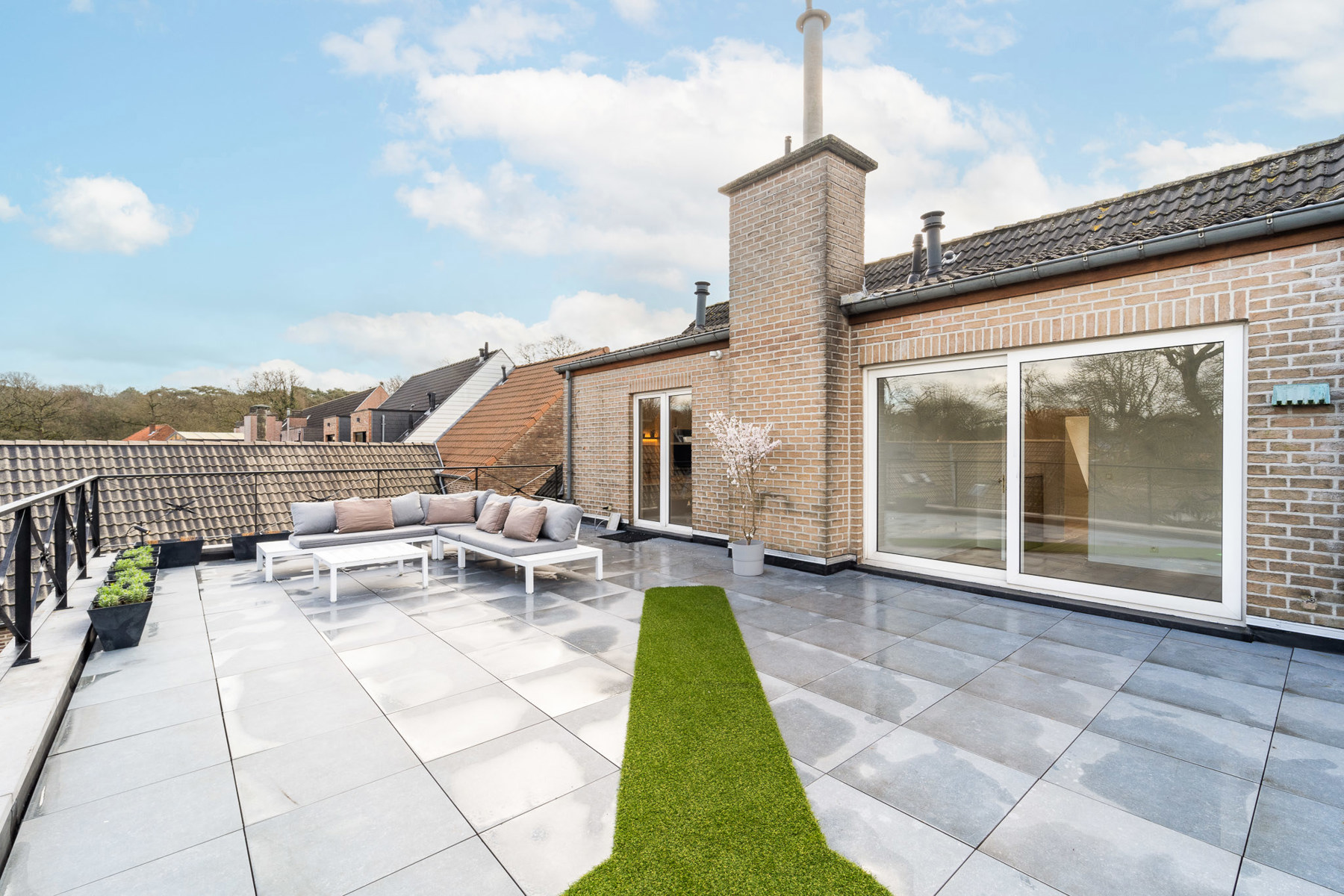 Penthouse met groot dakterras, een prachtige renovatie foto 13