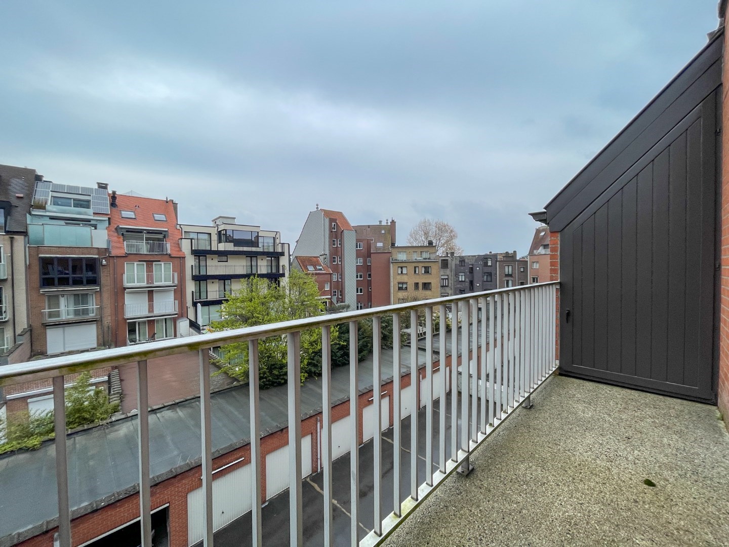  Aangenaam en zonnig appartement met terrassen, gelegen op de Van Bunnenlaan vlakbij de Dumortierlaan. foto 17