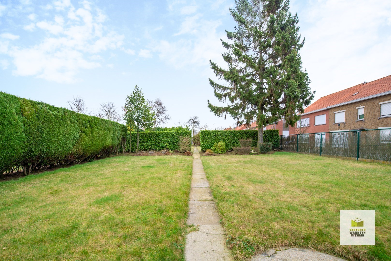 Ruime hoekwoning met grote tuin, garage en 3 slaapkamers op centrale ligging te Roeselare foto 23