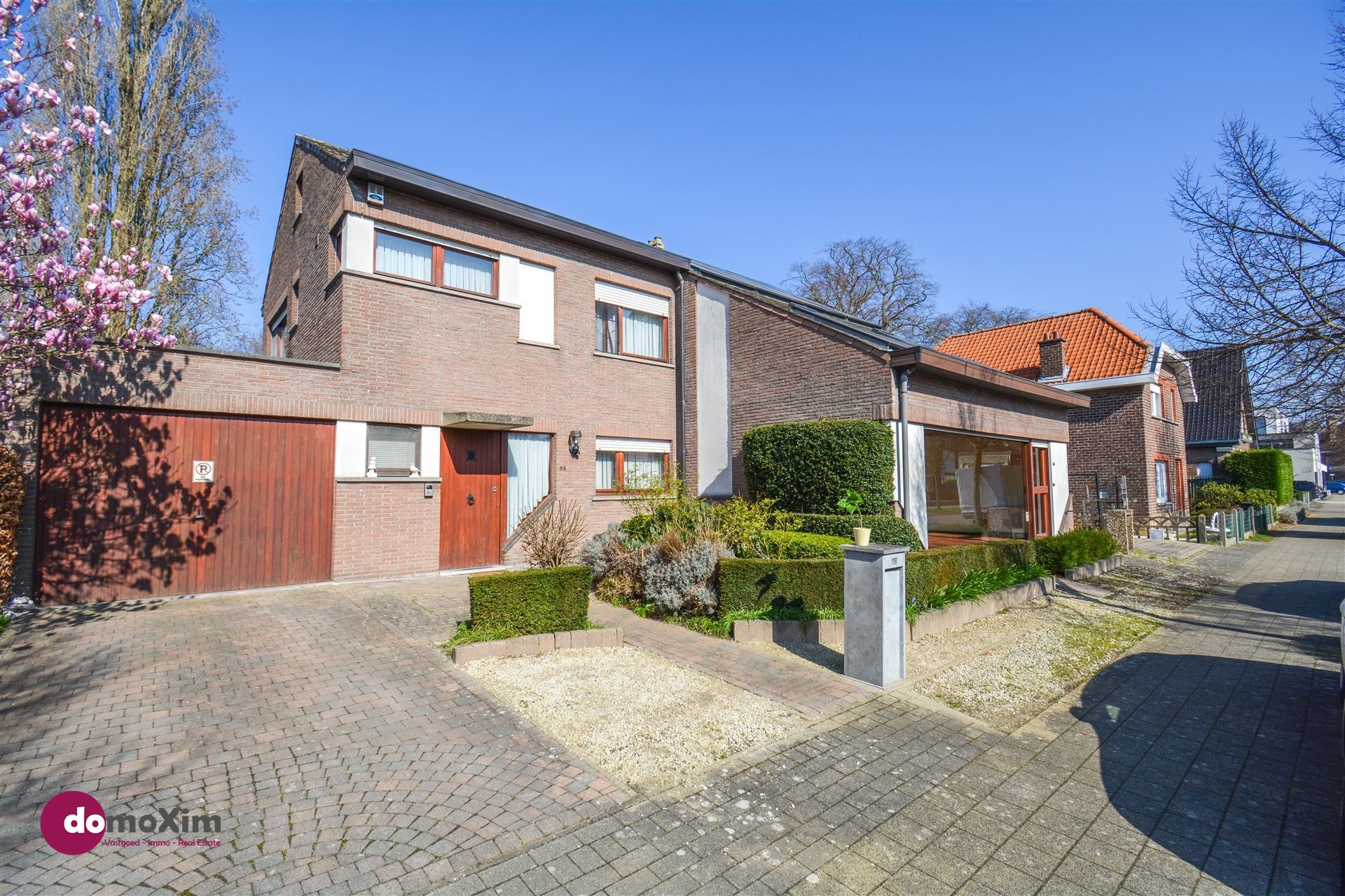 Ruime woning met 3 slaapkamers en handelsruimte in Kampenhout foto 1