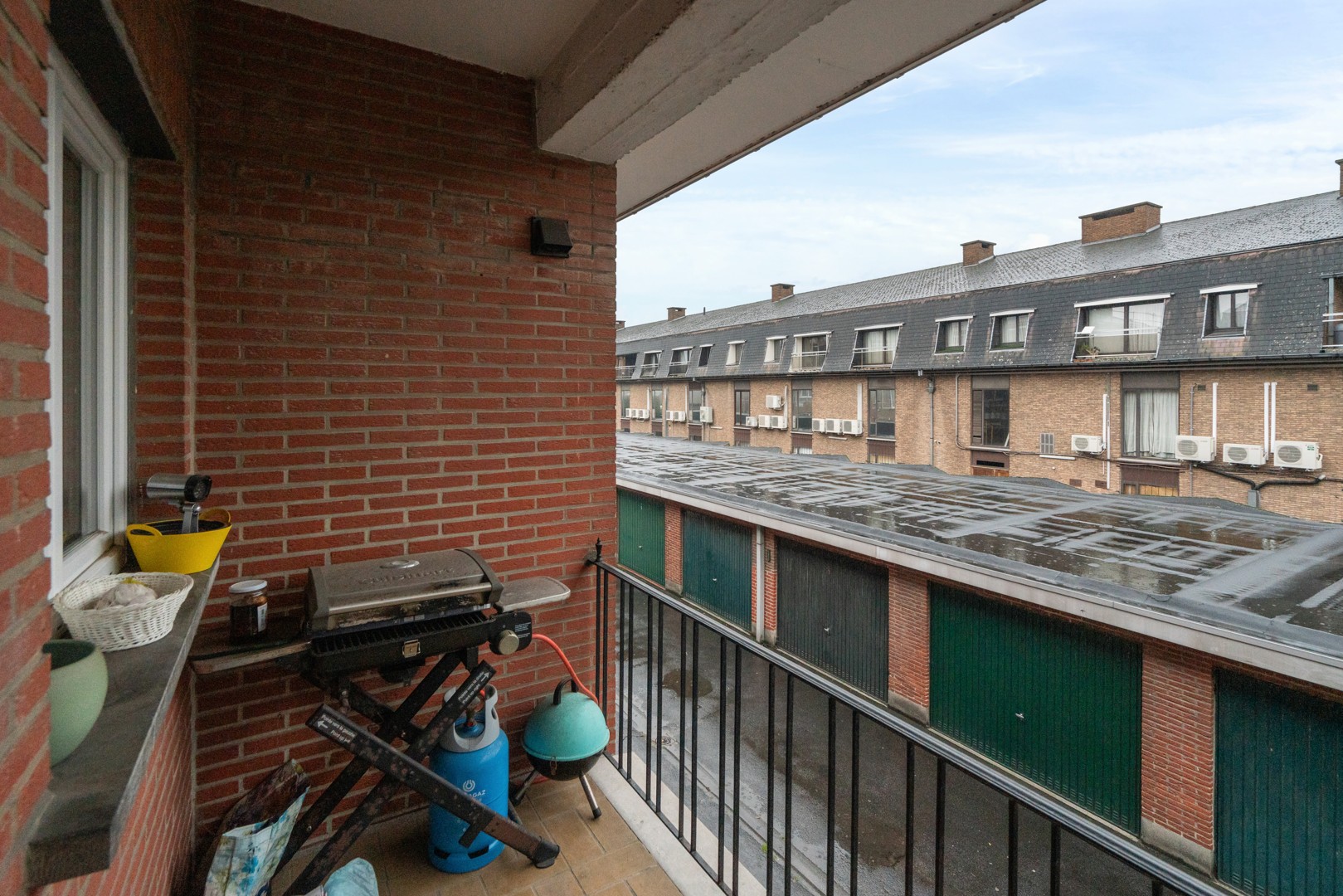 Ruim duplex-appartement met drie slaapkamers & garage te Harelbeke! foto 7