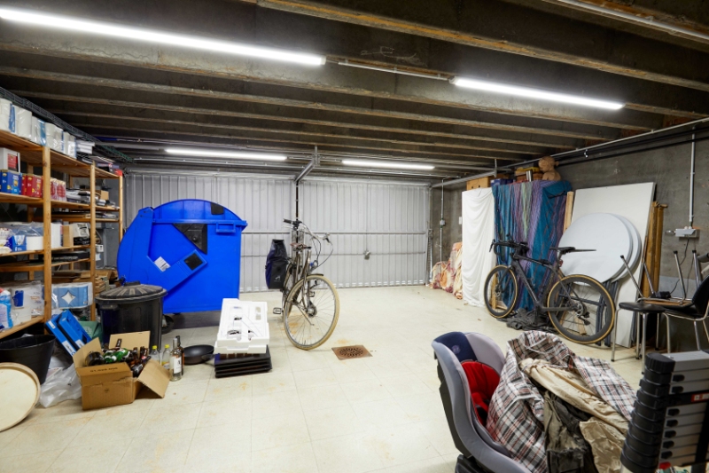 Roeselare-Mandellaan. Recente vernieuwde KANTOORRUIMTES OP TOPLIGGING met garage, keuken... en tuin met bergingen. foto 18
