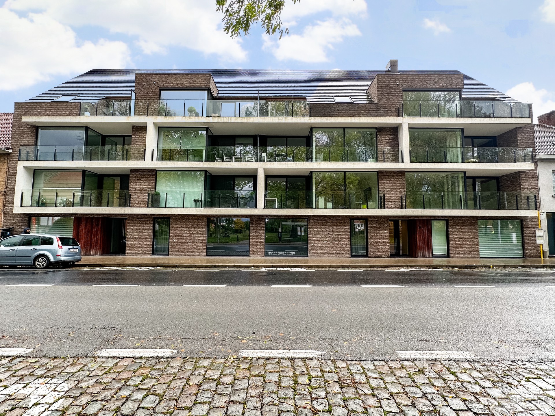 Recent gelijkvloers appartement in centrum Roeselare. foto 12