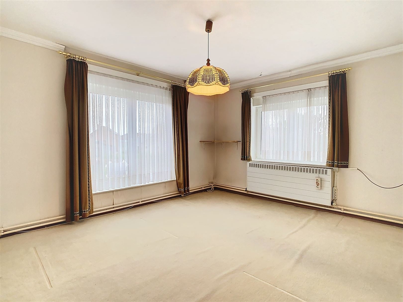 Te renoveren woning, 2/3 slpks, bijgebouwen, opp 20a 15ca foto 25