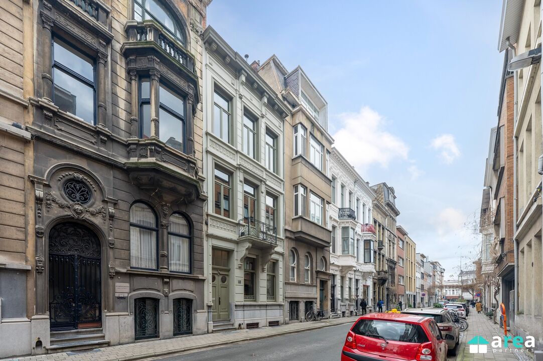 Prachtig gerenoveerde herenwoning nabij centrum Antwerpen met EPC A! foto 55