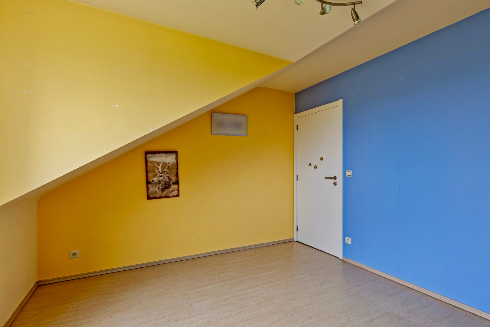 Instapklaar ruim duplex appartement van 150m² met 3 slpks, terras en garage nabij centrum Halle foto 23