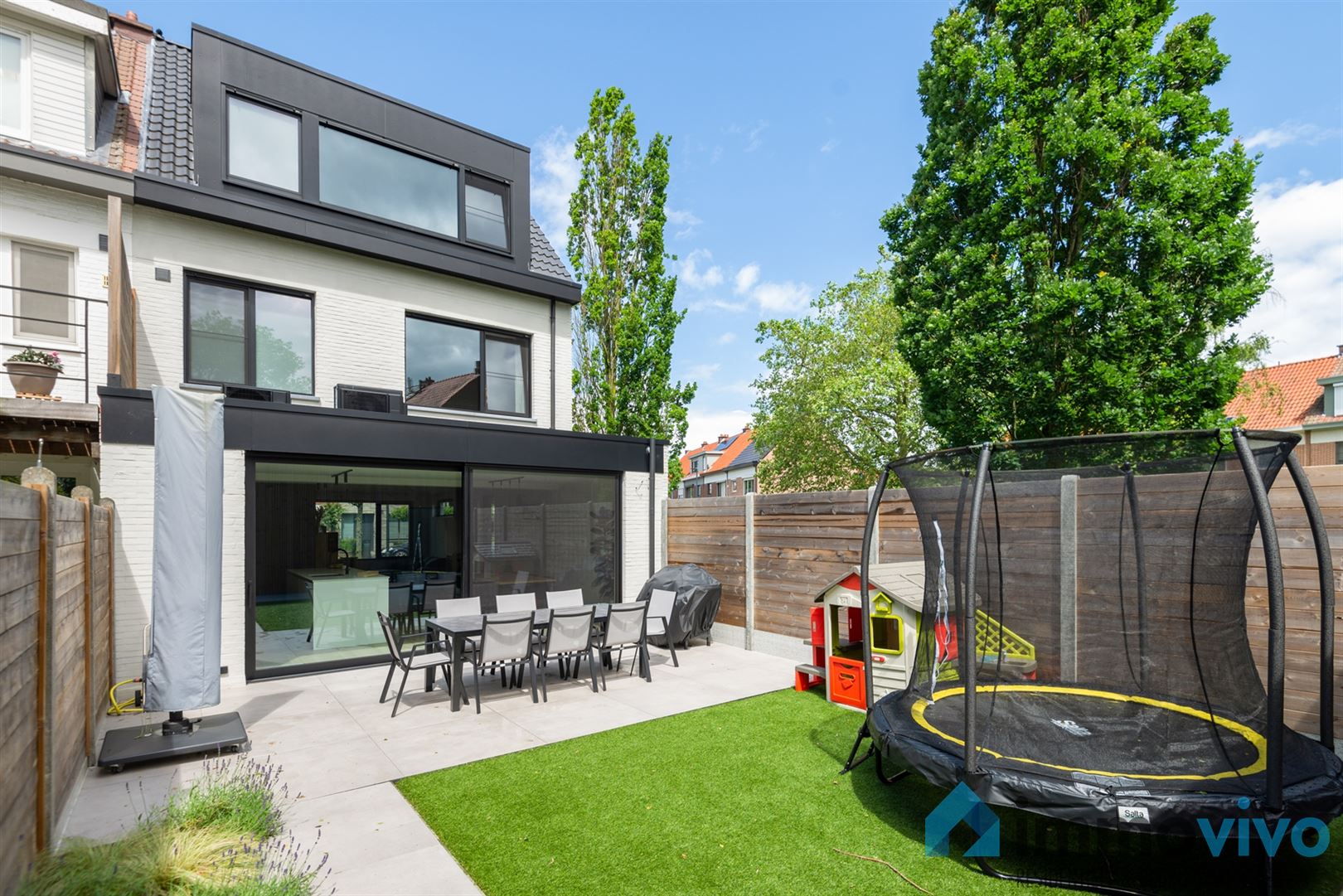 Piekfijn gerenoveerde HOB met 4 slpk's, 2 badkamers en garagebox op toplocatie foto 25