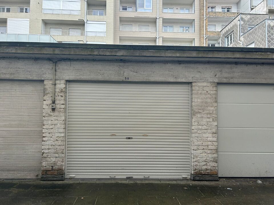 Garagebox vlakbij Zeedijk foto 1