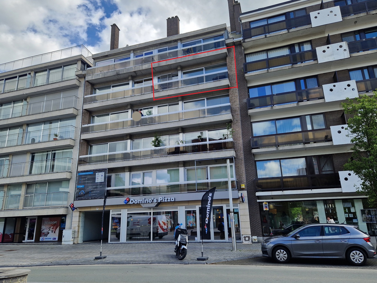 Vernieuwde appartement in het centrum van Ninove met terras. foto 1