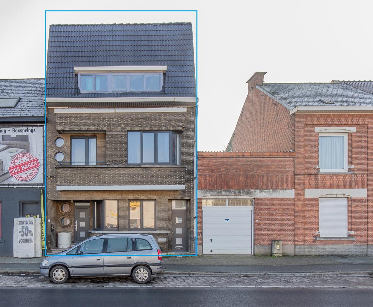 Gerenoveerde woning met 5 slpk + tuin in hartje Dendermonde! foto 1