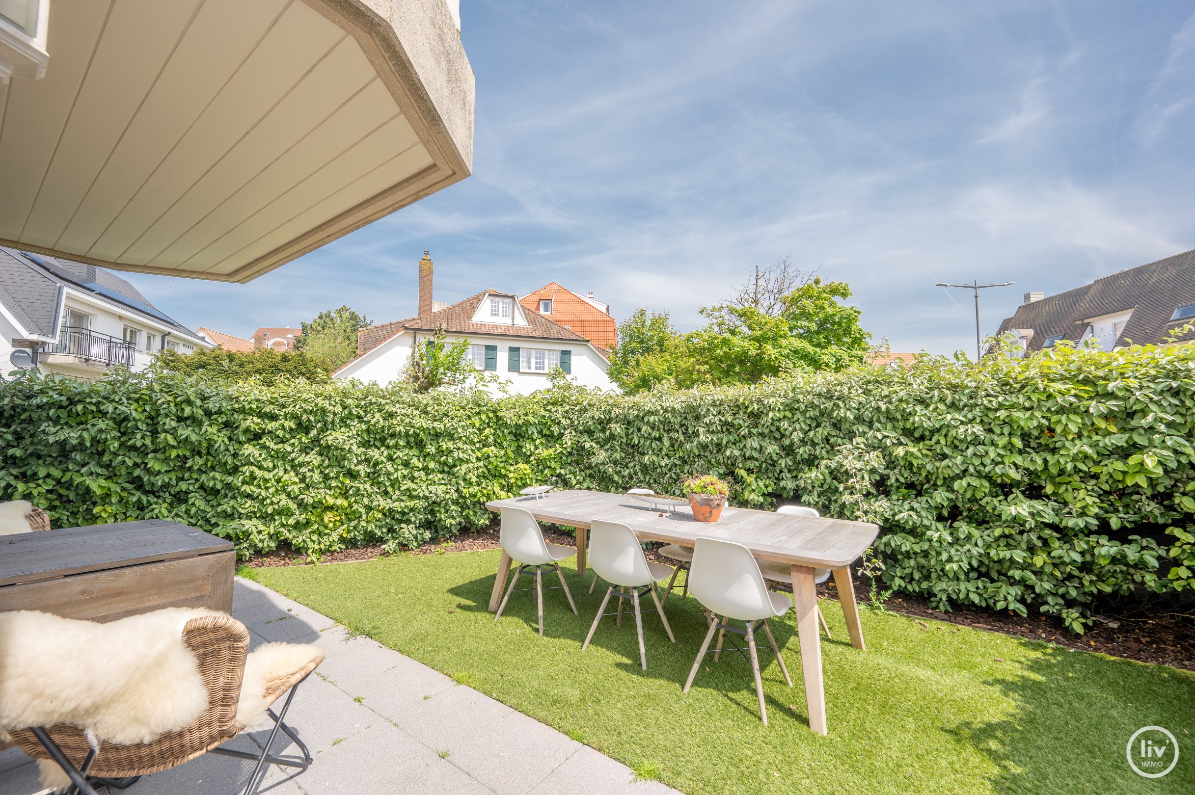 Gezellig HOEK tuin-appartement op een topligging in een standingvolle residentie in de Bayauxlaan te Knokke. foto 10