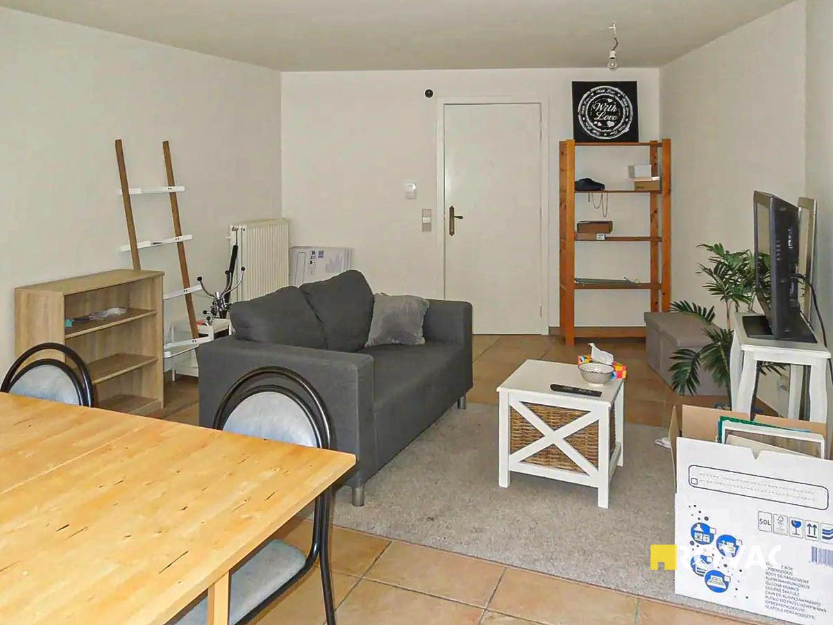 Instapklaar en gezellig appartement met garage! foto 4