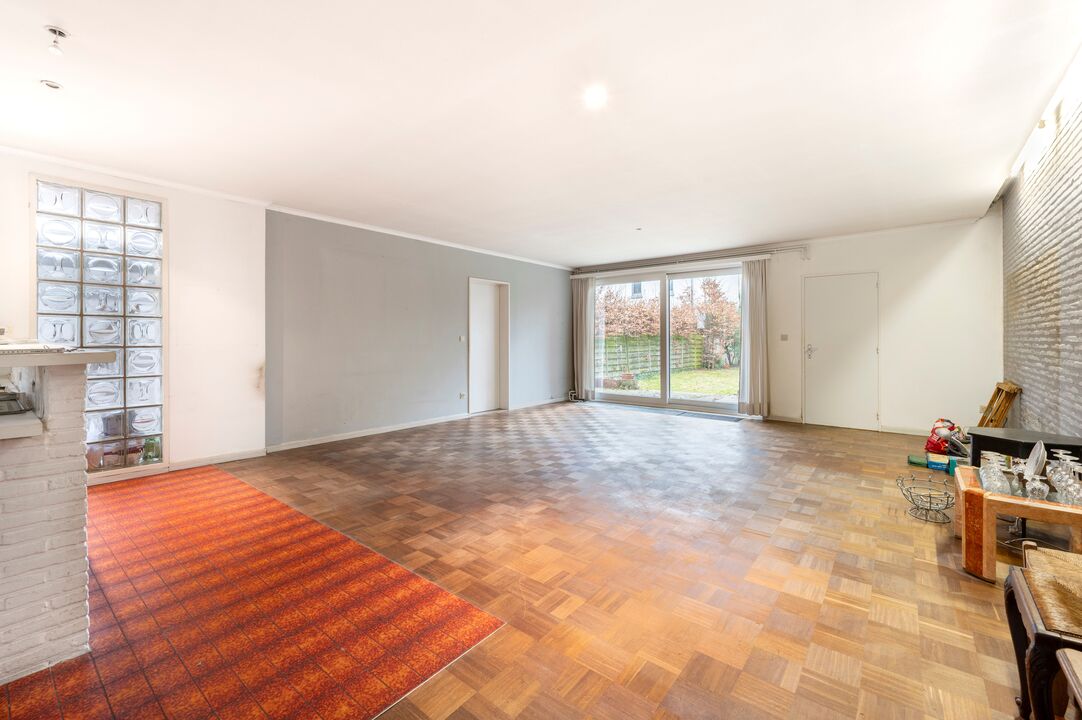 Unieke renovatiewoning in het gezellige Mariaburg-Ekeren! foto 3