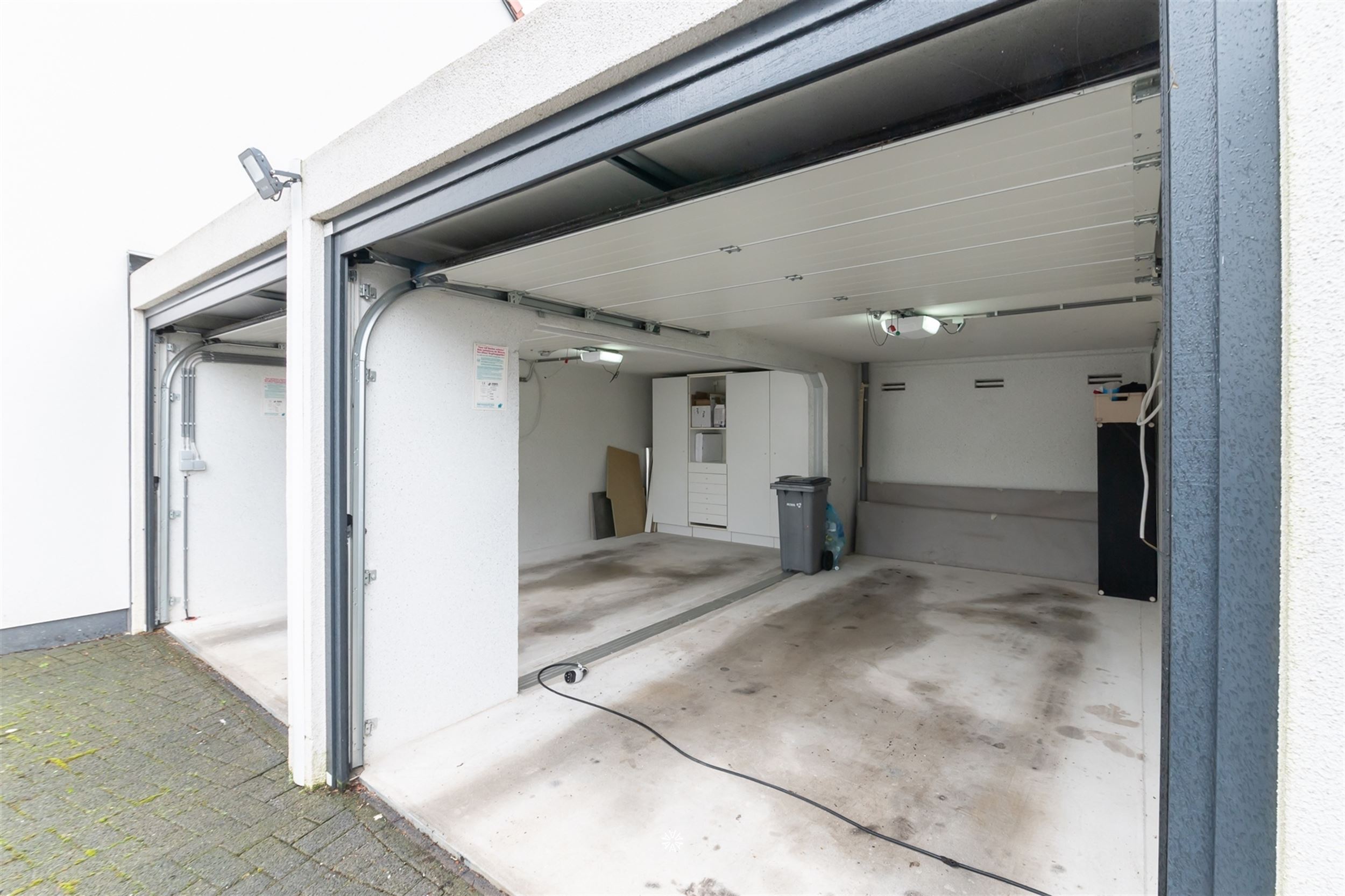 Sint-Niklaas - Luxe penthouse appartement met dubbele garage. foto 24