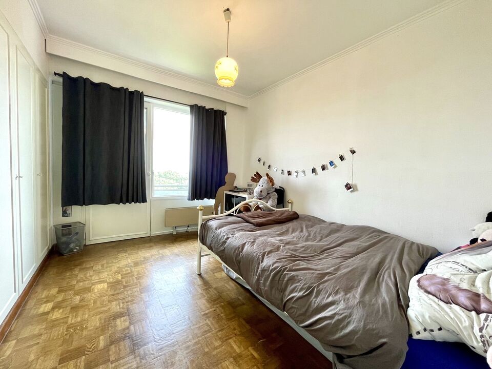 Te renoveren appartement met 2 slaapkamers foto 7