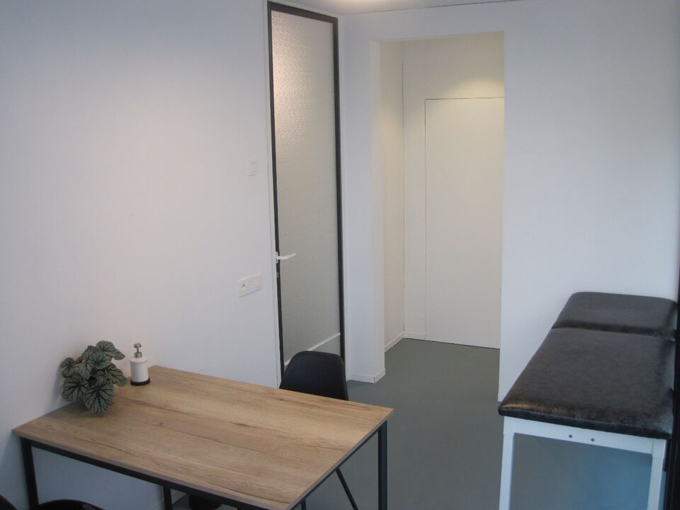 Consultatieruimte (ca. 10 m²). foto 1