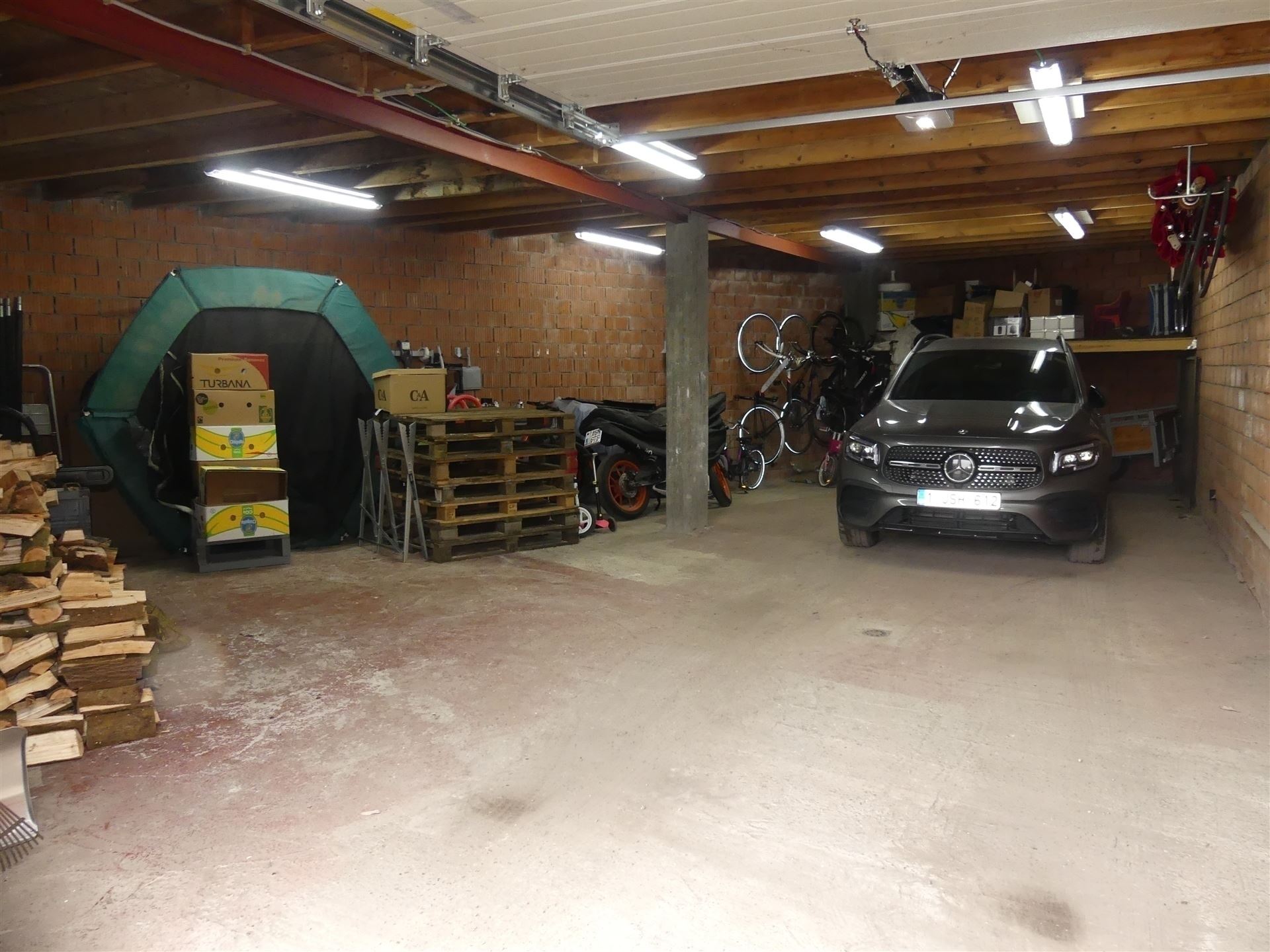 HOB met 4 slpks, oprit en grote garage(74m²) foto 16