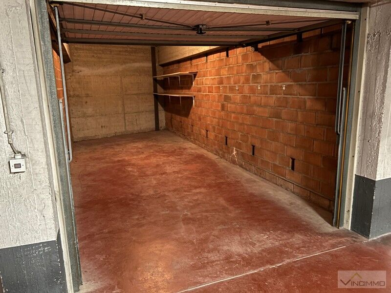 Vlot toegankelijke garagebox op verdieping -1 te koop! foto 4