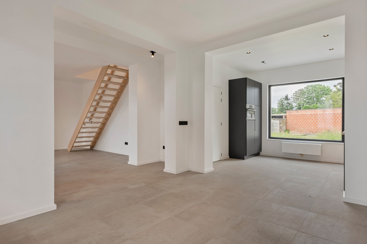 Ruime, mooi gerenoveerde woning met 3 slpkm foto 14