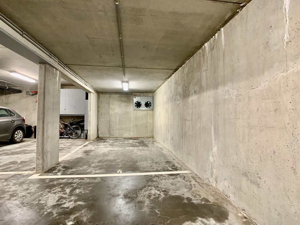 Veilige ondergrondse garageplaatsen te koop in Zwijnaarde foto 4