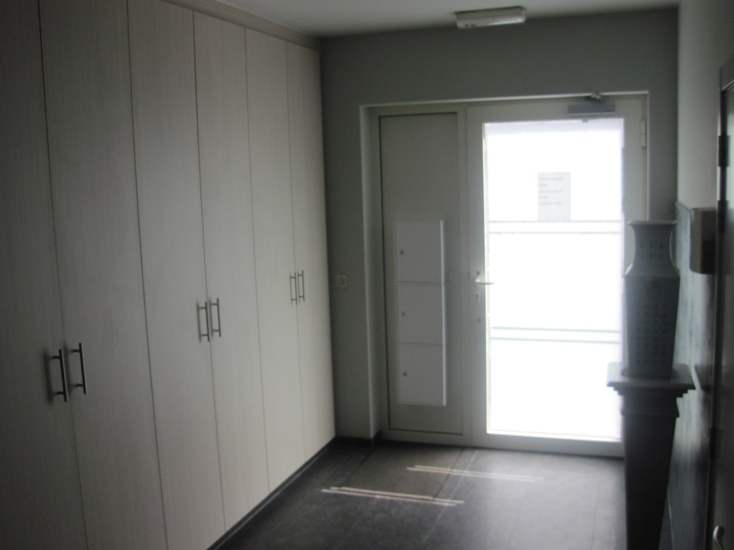 Lichtrijk appartement met ruim terras. Geen vaste kosten !   foto 17