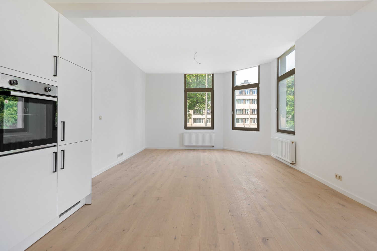 Prachtig gerenoveerd appartement met 2 slaapkamers in rustige straat te koop te Antwerpen foto 6