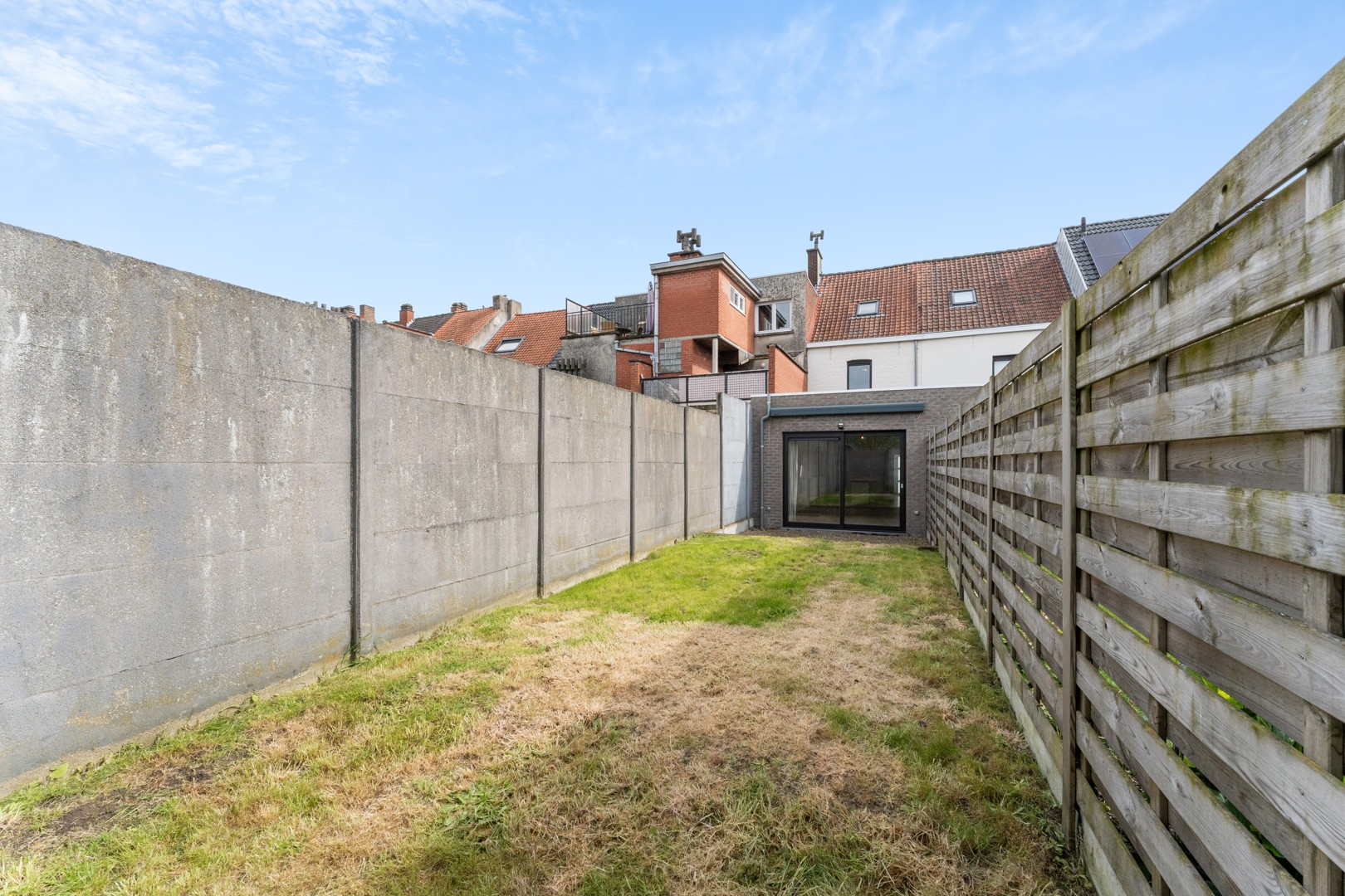 Instapklare starterswoning met 3 slaapkamers & tuin vlakbij centrum Roeselare! foto 11