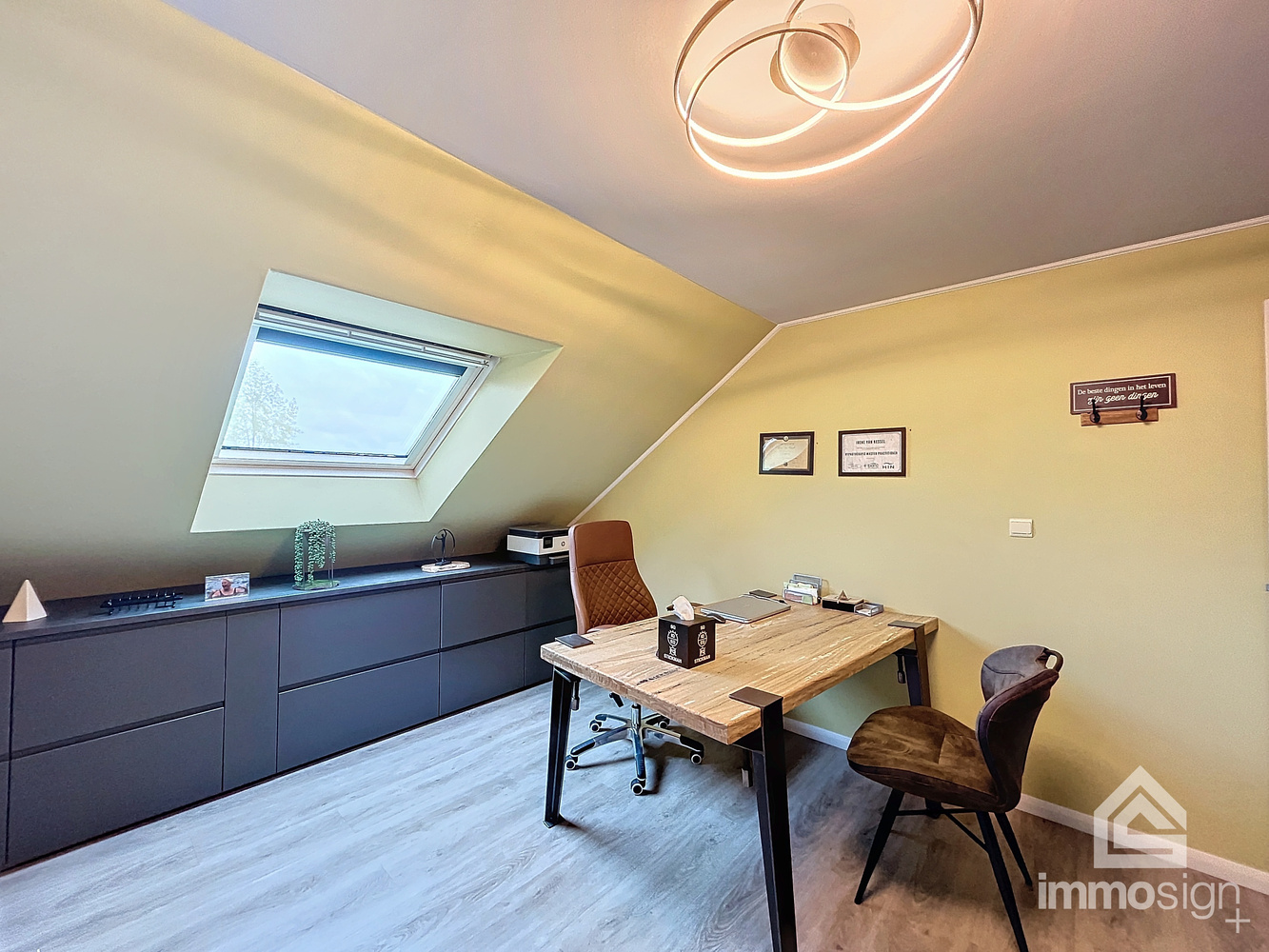 Instapklare gezinswoning met 4 slaapkamers en woonunit op ruim perceel te Bocholt! foto 31