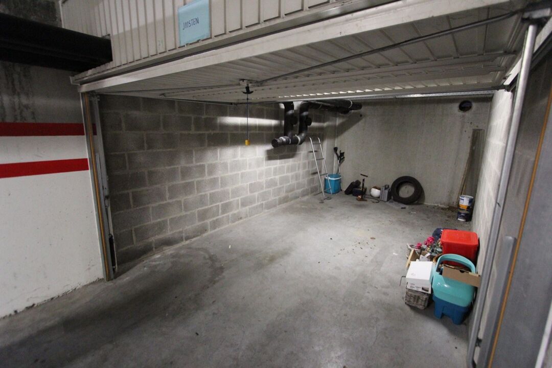 Gesloten garagebox gelegen te Van Bunnenlaan te Residentie Bunnylane: foto 3
