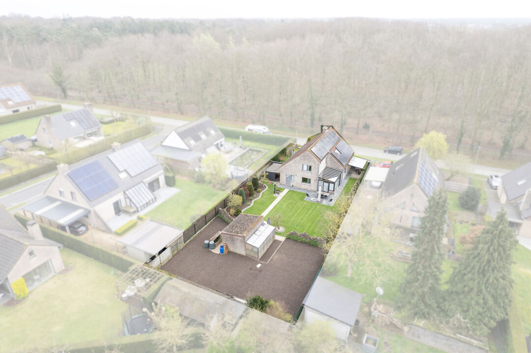  Alleenstaande villa op 864 m² met prachtig uitzicht op bos foto 24