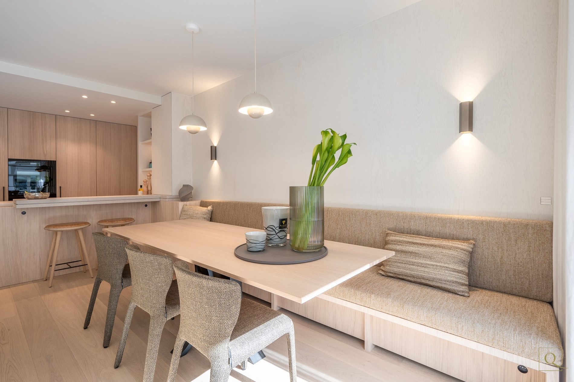 Prachtige gerenoveerd 3-kamer appartement centraal gelegen te Van Bunnenlaan met ruim terras.  foto 17