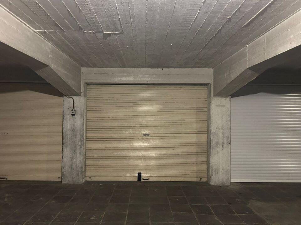 Garagebox vlakbij Zeedijk  foto 1