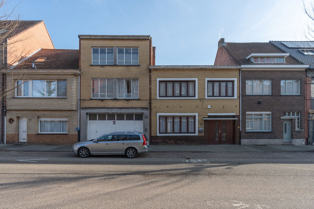 Woning met zeer ruim magazijn op 2 verdiepingen te Turnhout foto 2
