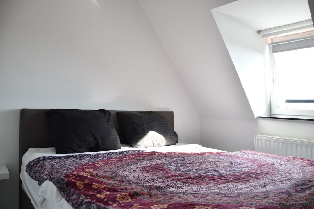 Penthouse (BJ 2018) met 2 slaapkamers en groot terras te koop in Harelbeke foto 11