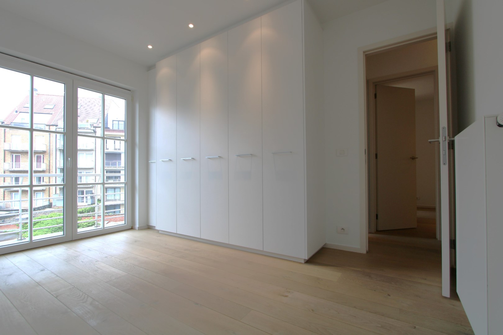 3 slaapkamer appartement Nieuwpoorstraat te huur  foto 7
