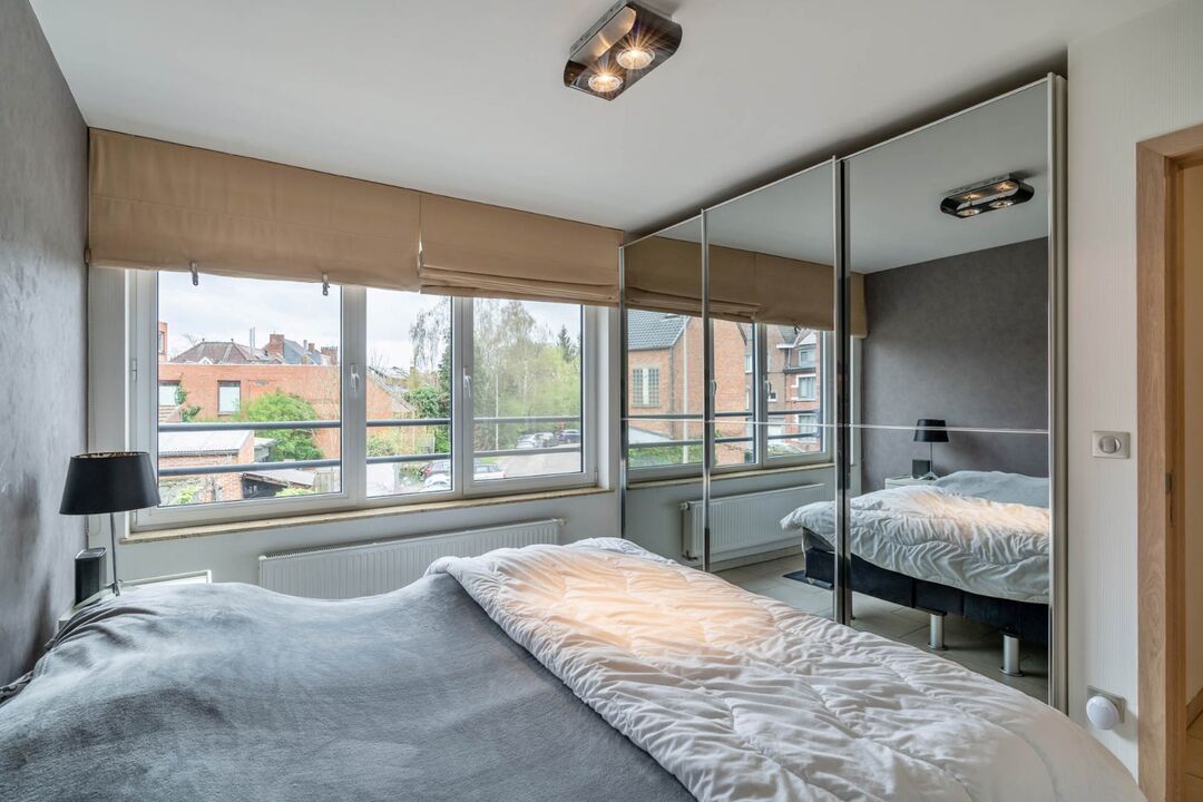 Ruim en zeer verzorgd appartement met 2 slaapkamers, terras en garage op vlakbij de kleine ring van Hasselt foto 28