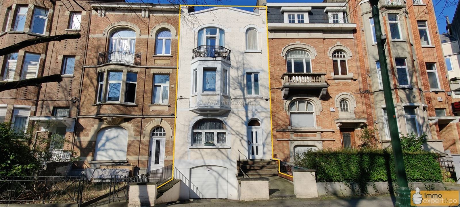 ANDERLECHT: Appartementsgebouw met topligging foto 1