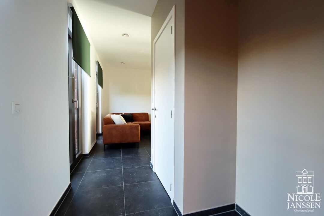 Instapklaar nieuwbouw appartement met twee slaapkamers en mooi terras foto 4