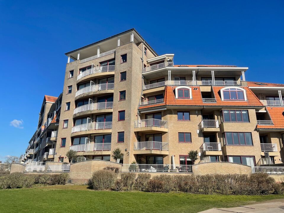 Subliem gelegen appartementen met zonnige terras(sen) en zicht op de Leie te Deinze. foto 1