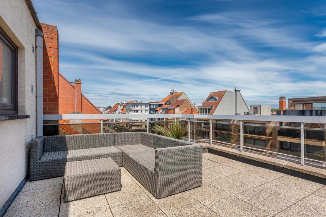 Koksijde-Zeelaan - Centraal gelegen penthouse met 2 slaapkamers en zonnige terrassen - Residentie Sunco foto 7