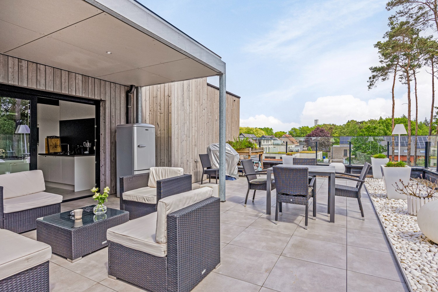 Modern penthouse met zonneterras en 2 staanplaatsen! foto 24