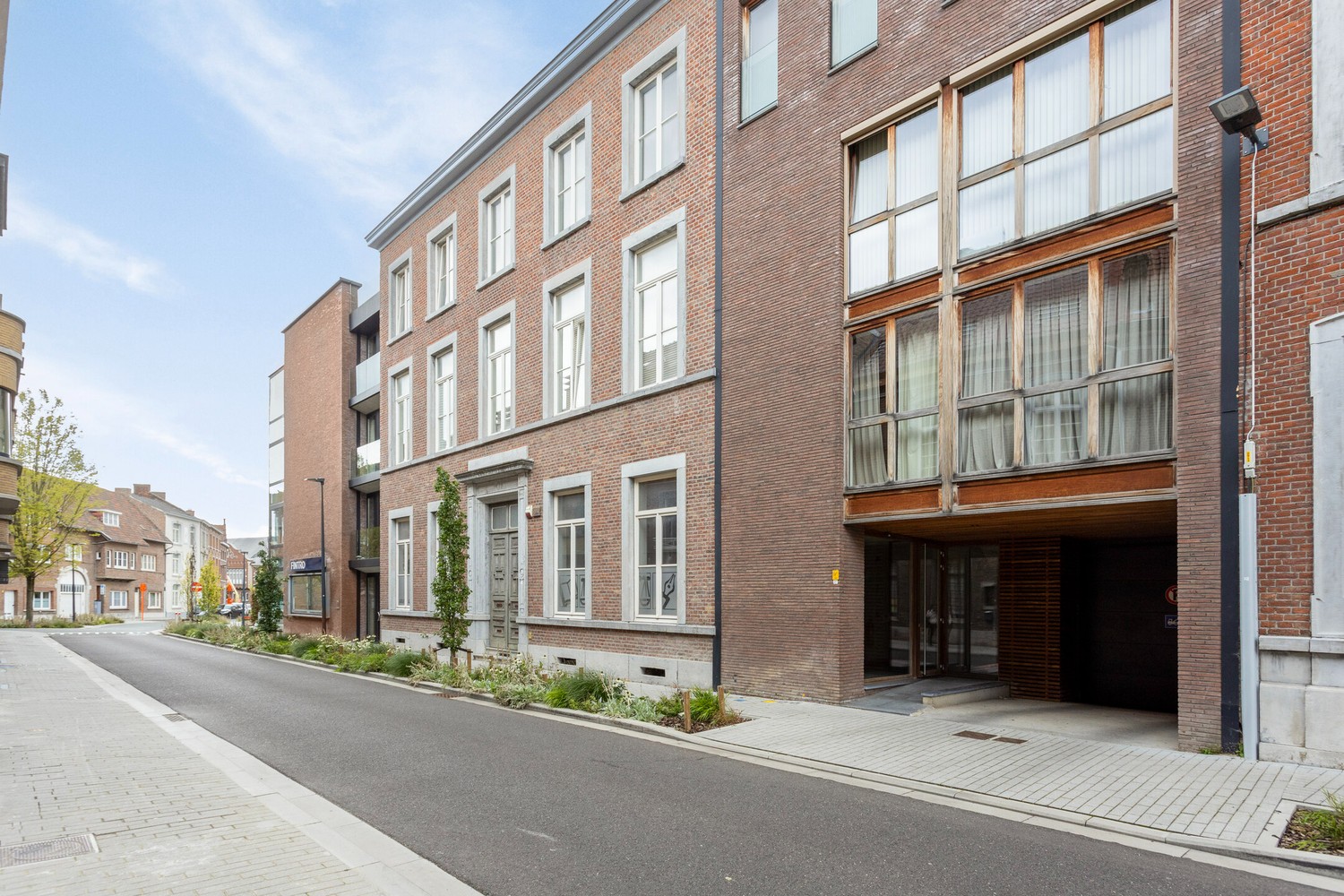 Prachtig appartement op toplocatie in het centrum, het mooiste terras van Sint-Truiden! foto 5