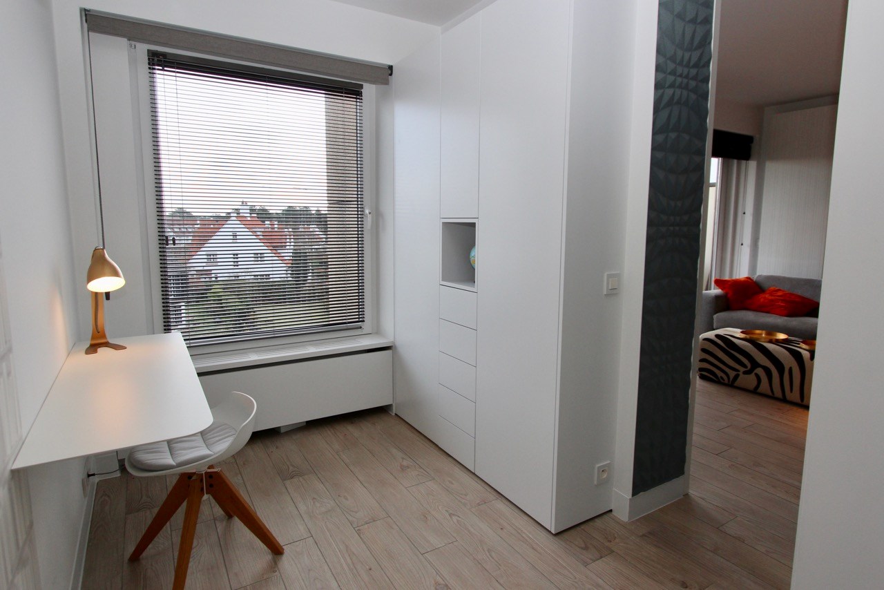 Gemeubeld - Gezellig 2 slaapkamer appartement met open zicht gelegen in de Piers de Raveschootlaan te Knokke. foto 22