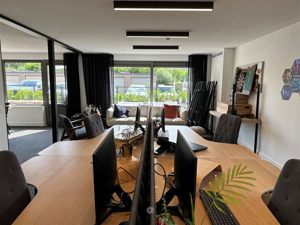 Moderne kantoorruimtes te huur in het centrum van Beervelde foto 3