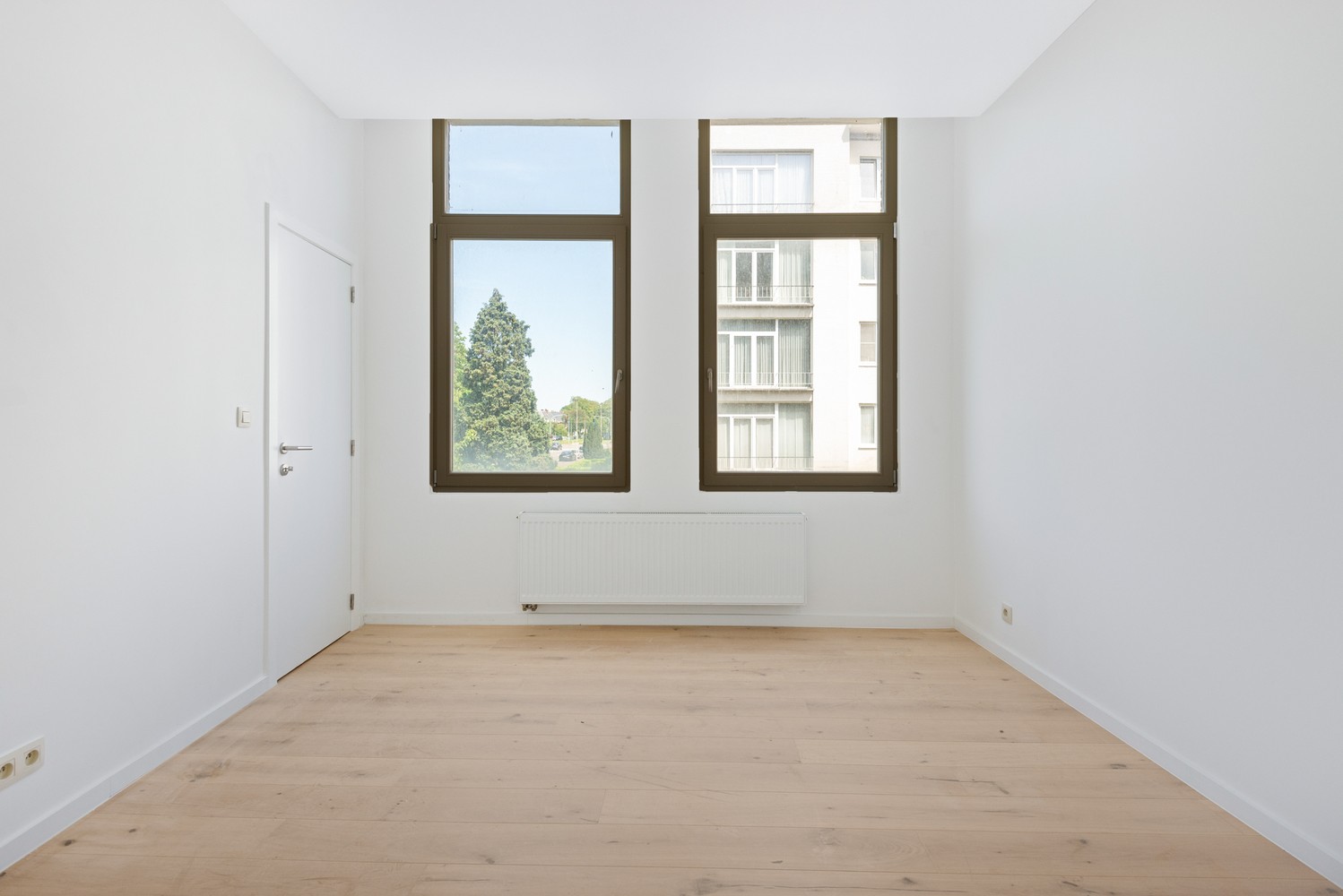 Prachtig gerenoveerd appartement met 2 slaapkamers in rustige straat te koop te Antwerpen foto 13