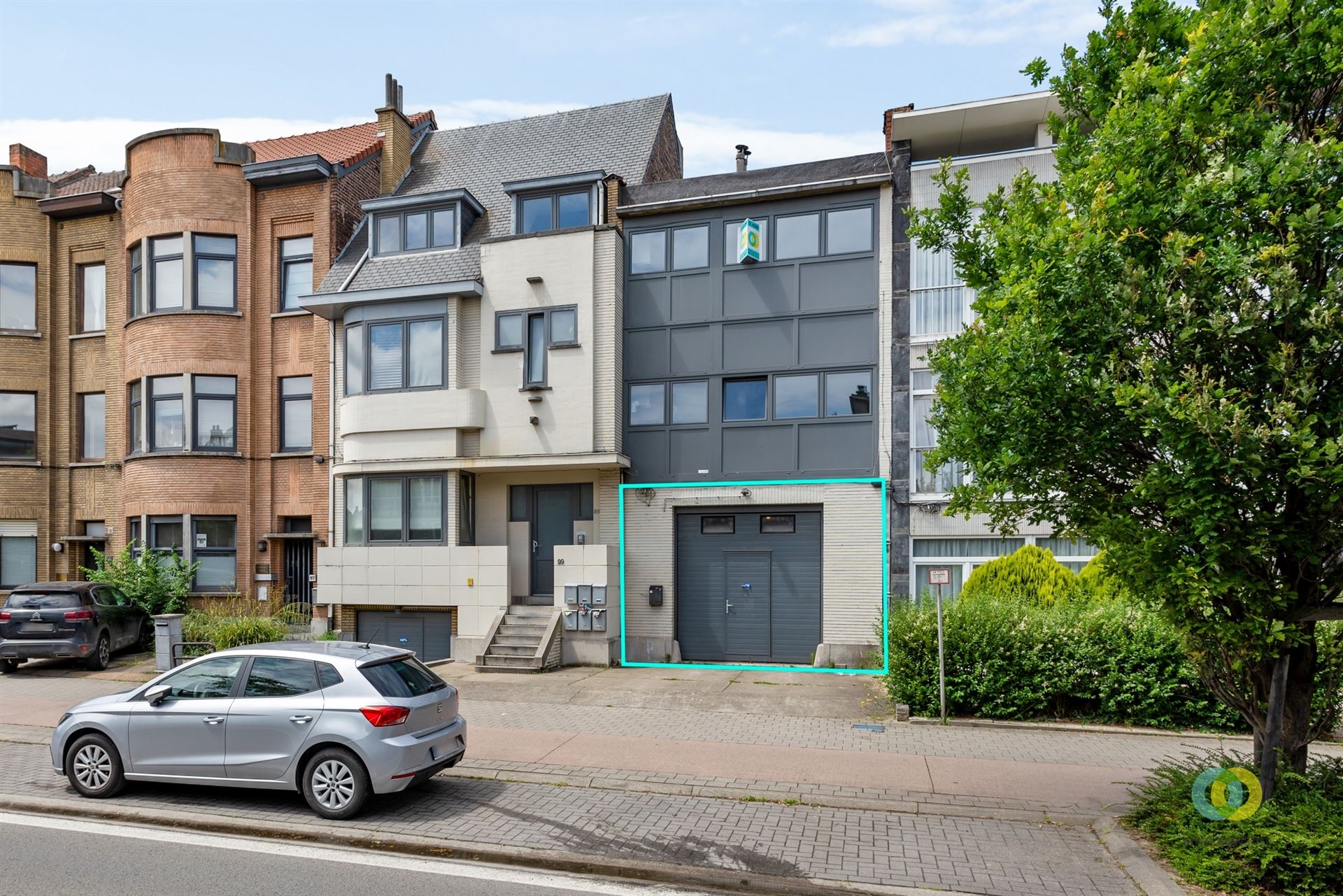 opslagplaats of atelier (237m²) met kelder (43m²) foto 9