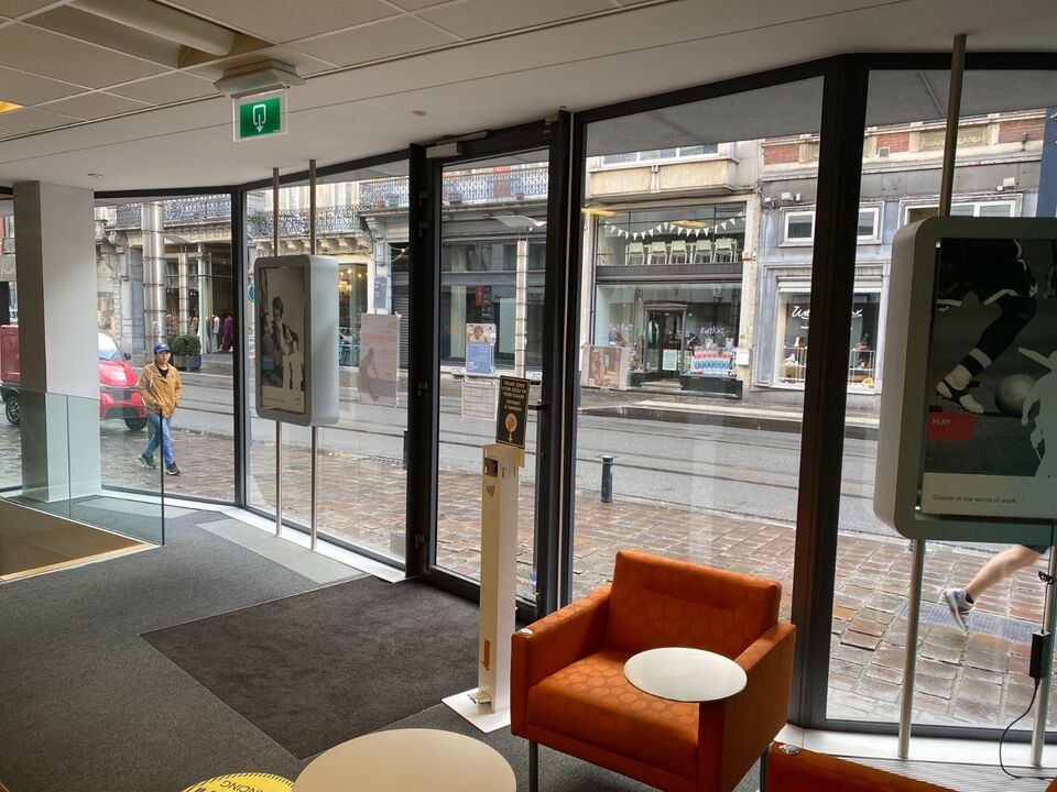 Grote handels- of kantoorruimte aan de Vlaanderenstraat - Gent Zuid foto 4