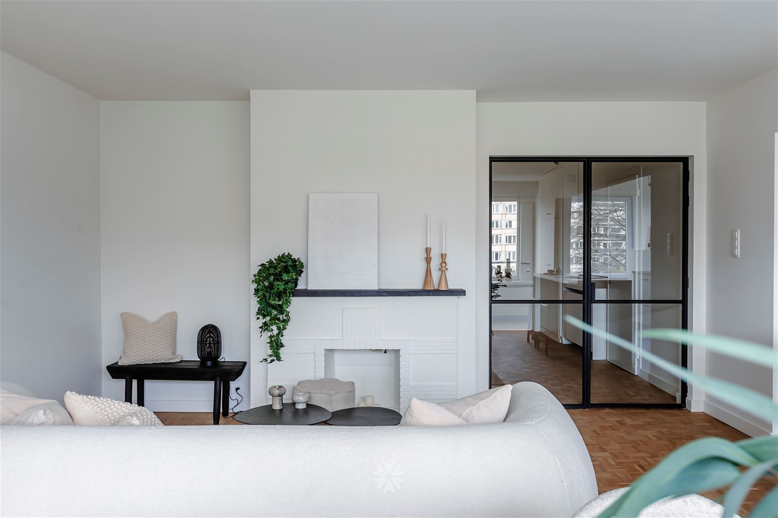 Hoogwaardig gerenoveerd appartement met 2 slaapkamers te koop aan het Gentse Zuidpark foto 6